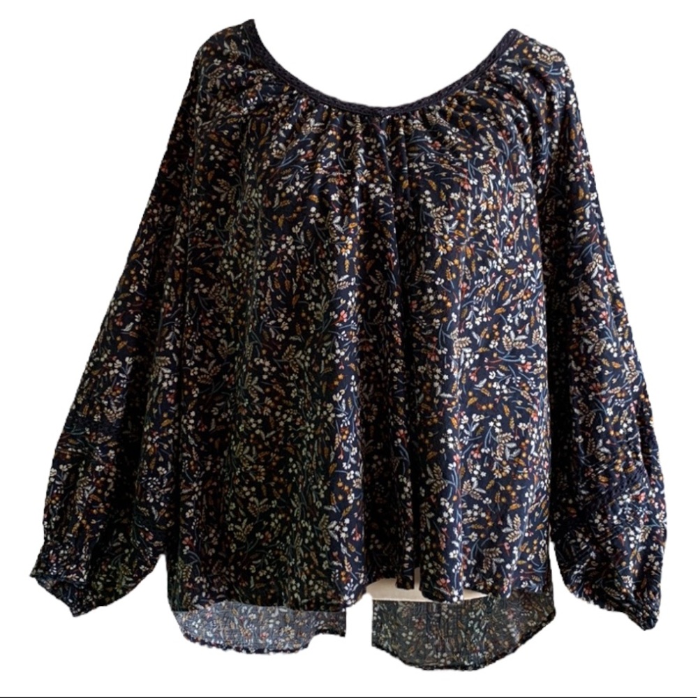 A.N.A Ditzy Floral Blouse Navy Plus XXL High Low Cropped Front Peasant Sleeve